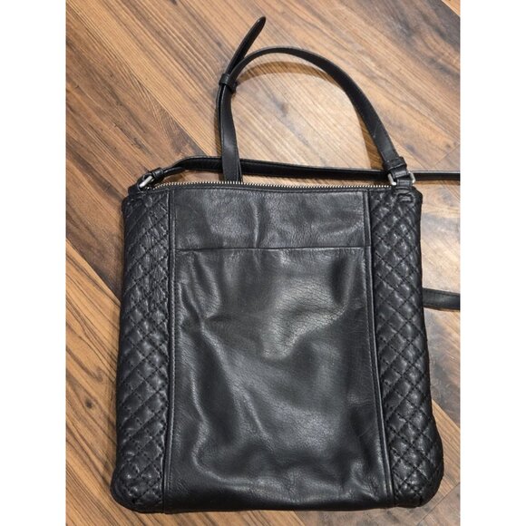 Vera Bradley Leather Cross Body Bag Quilted Paisley Lining Adjustable Moto - Picture 2 of 15